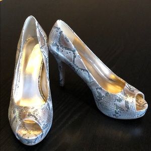 Nine West snake skin open- toed platform pumps